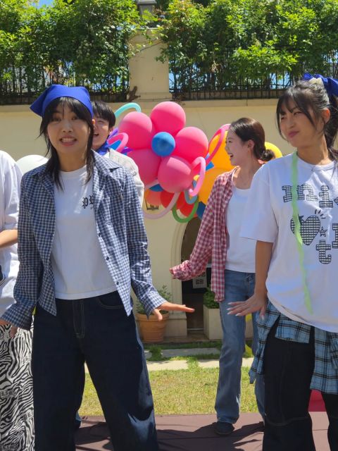 鹿晗解约门后低调现身__赵本山低调现身政协会议开幕